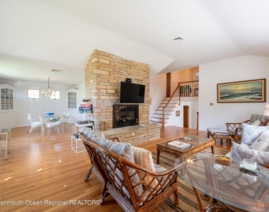 10 Seawood Way - Photo Thumbnail 3