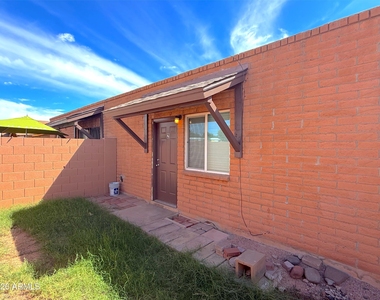 1461 E Southern Avenue - Photo Thumbnail 1
