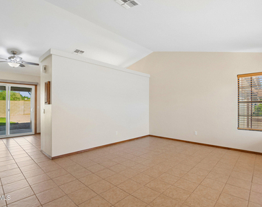 19222 N 12th Street - Photo Thumbnail 5