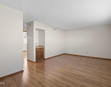 19222 N 12th Street - Photo Thumbnail 25