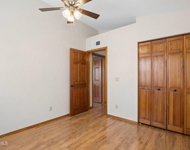19222 N 12th Street - Photo Thumbnail 18