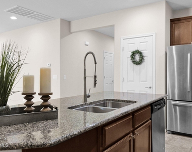 3624 E Sexton Street - Photo Thumbnail 2
