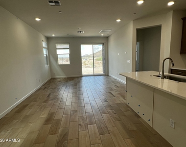 32564 N Smoke View Trail - Photo Thumbnail 3