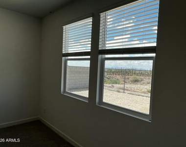 32564 N Smoke View Trail - Photo Thumbnail 14