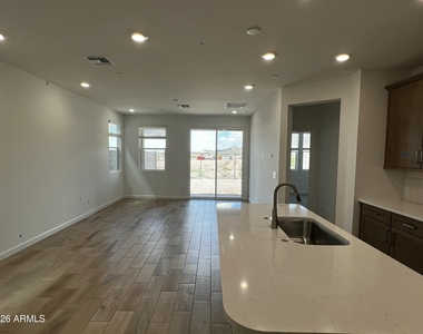 32564 N Smoke View Trail - Photo Thumbnail 7
