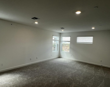 32564 N Smoke View Trail - Photo Thumbnail 23