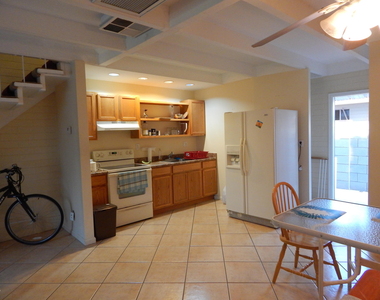 2025 S Granada Drive - Photo Thumbnail 11