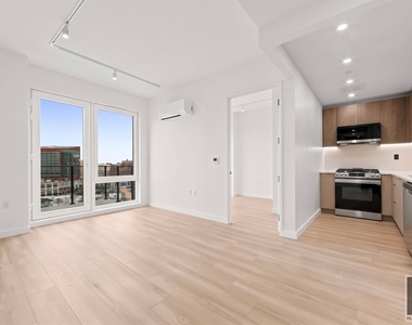 St Marks Place - Photo Thumbnail 2