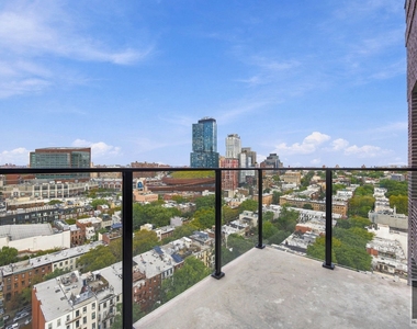 St Marks Place - Photo Thumbnail 9