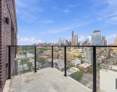 St Marks Place - Photo Thumbnail 8