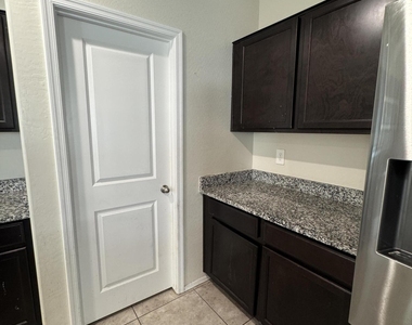 18351 W Artemisa Avenue - Photo Thumbnail 3