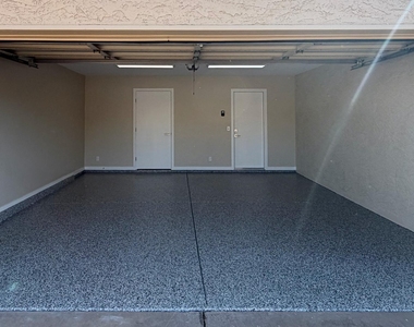 2507 E Villa Maria Drive - Photo Thumbnail 17