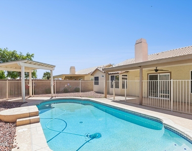 17857 N 85th Lane - Photo Thumbnail 44