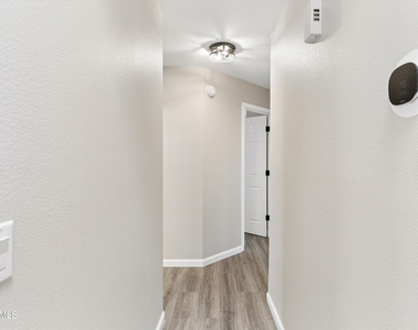 17857 N 85th Lane - Photo Thumbnail 22