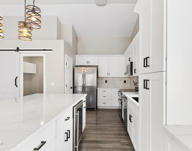 17857 N 85th Lane - Photo Thumbnail 14