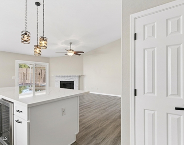 17857 N 85th Lane - Photo Thumbnail 17