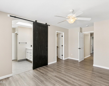 17857 N 85th Lane - Photo Thumbnail 27