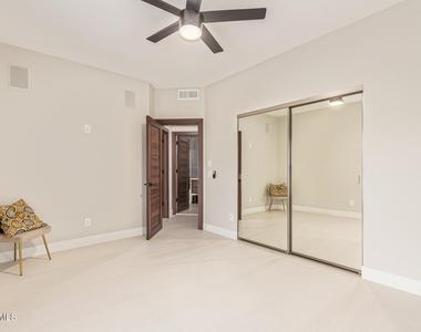 1505 E Estrid Avenue - Photo Thumbnail 27