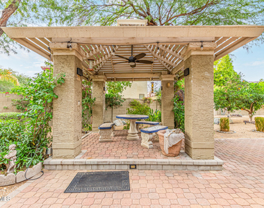 1505 E Estrid Avenue - Photo Thumbnail 37