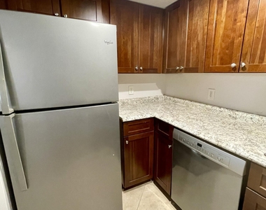1234 N 36th Street - Photo Thumbnail 5