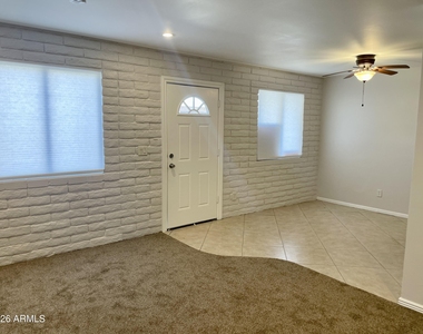1234 N 36th Street - Photo Thumbnail 2