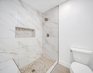 6209 N 22nd Drive - Photo Thumbnail 19