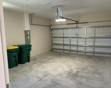 20 Ellington Street - Photo Thumbnail 31