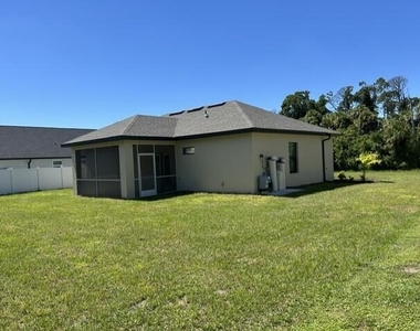 20 Ellington Street - Photo Thumbnail 38