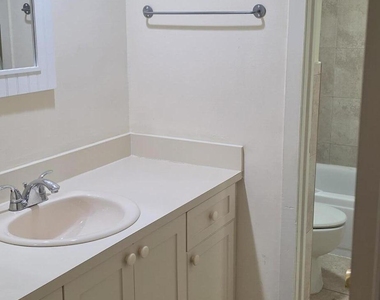 10500 Sw 108th Avenue - Photo Thumbnail 9