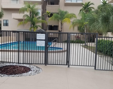 10500 Sw 108th Avenue - Photo Thumbnail 1