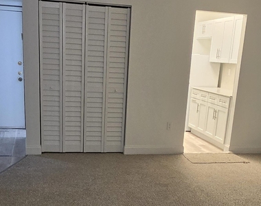 10500 Sw 108th Avenue - Photo Thumbnail 2