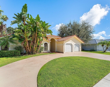 13853 Sheffield Street - Photo Thumbnail 2