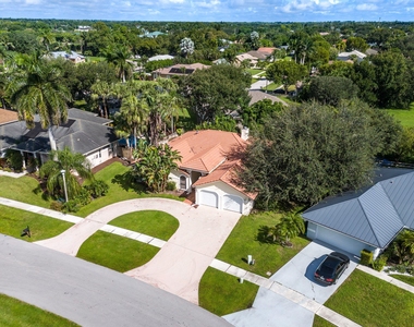 13853 Sheffield Street - Photo Thumbnail 39