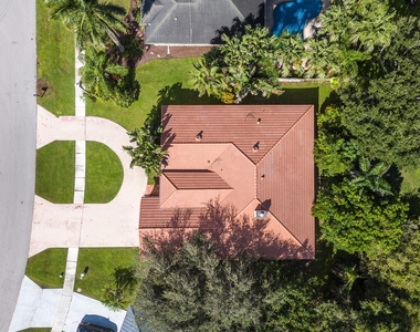13853 Sheffield Street - Photo Thumbnail 42