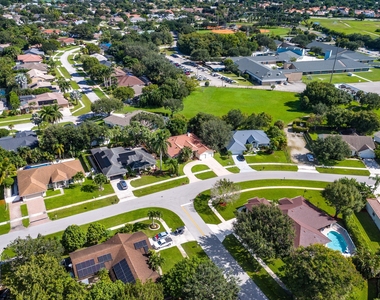 13853 Sheffield Street - Photo Thumbnail 44