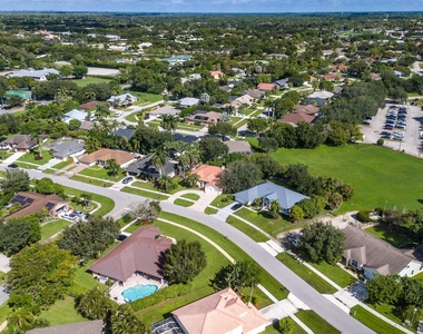 13853 Sheffield Street - Photo Thumbnail 48
