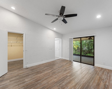13853 Sheffield Street - Photo Thumbnail 18