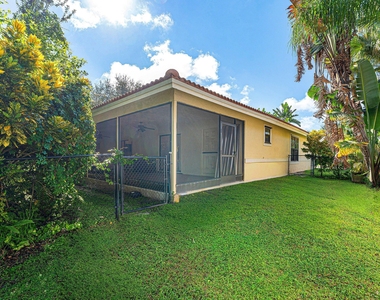 13853 Sheffield Street - Photo Thumbnail 34