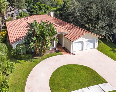 13853 Sheffield Street - Photo Thumbnail 36