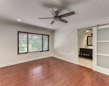 5780 Piping Rock Drive - Photo Thumbnail 15