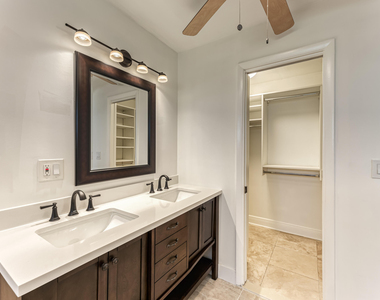 5780 Piping Rock Drive - Photo Thumbnail 19