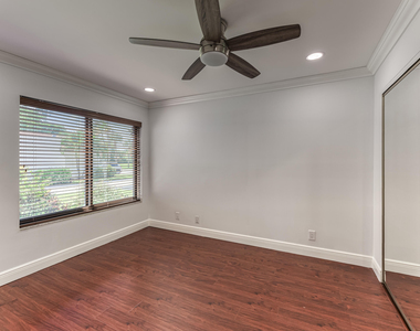 5780 Piping Rock Drive - Photo Thumbnail 21