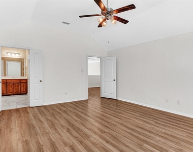 3724 Sicily Street - Photo Thumbnail 12
