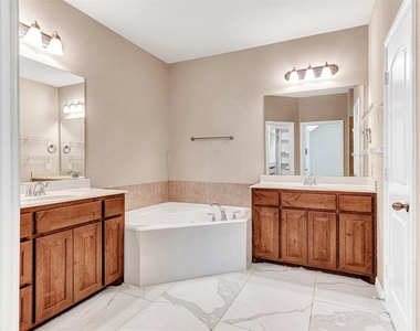 3724 Sicily Street - Photo Thumbnail 13