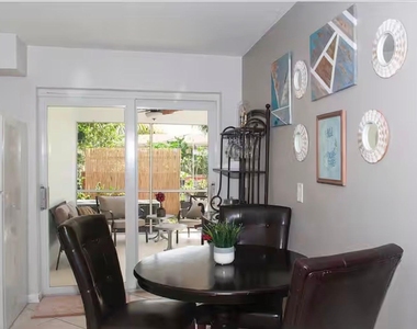 5712 Ne 17th Terrace - Photo Thumbnail 8