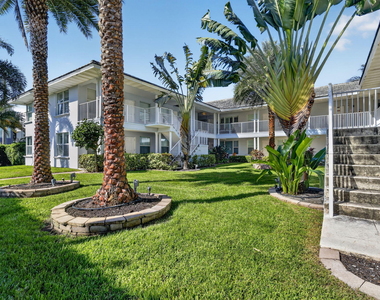 1820 S Ocean Boulevard - Photo Thumbnail 18