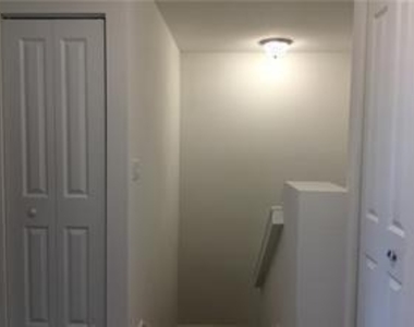 335 Nw 33rd Lane - Photo Thumbnail 12