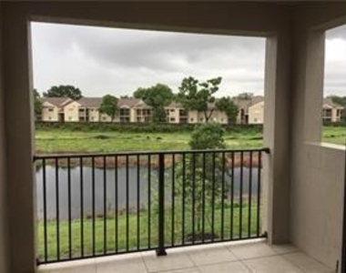 335 Nw 33rd Lane - Photo Thumbnail 11