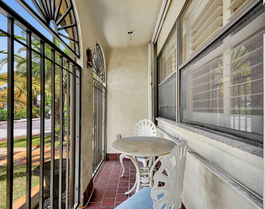 124 S Palmway - Photo Thumbnail 4