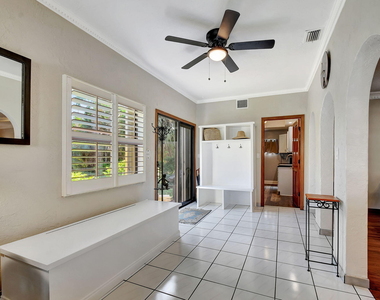 124 S Palmway - Photo Thumbnail 18